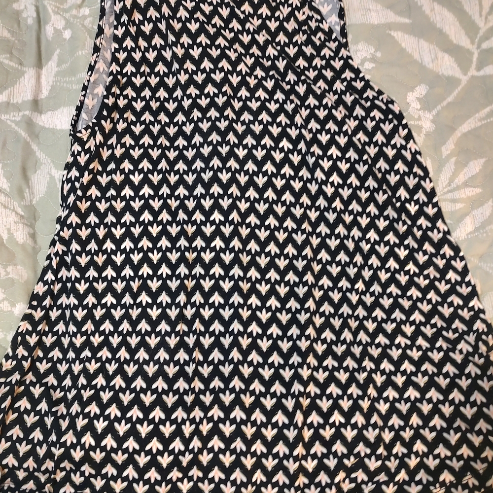 LOFT Black and Cream Patterned Blouse